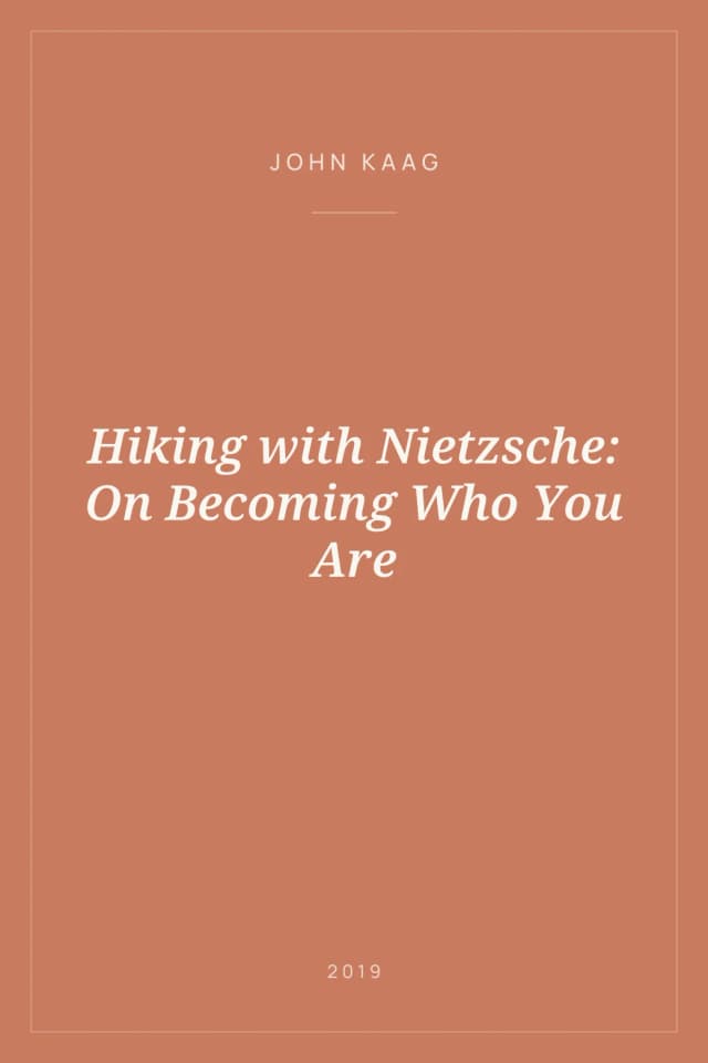 Portada de Hiking with Nietzsche: On Becoming Who You Are